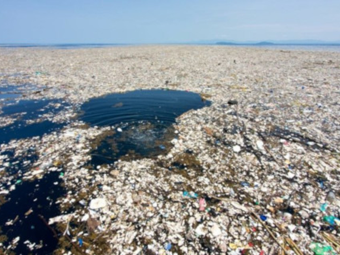 В Черном море обнаружены мусорные острова