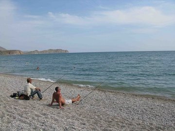 Как рыбачить в Черном море с берега
