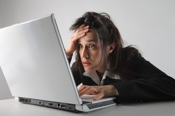 Пользователи сети интернет боятся взломщиков